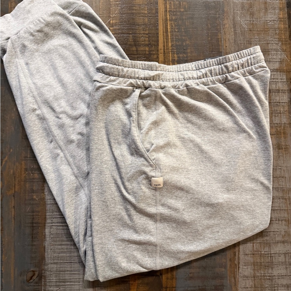 Vuori Women’s Performance Joggers